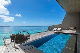 Resort Review: The St. Regis Maldives, Vommuli