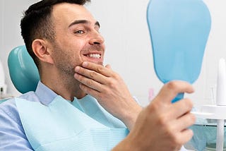 Recovery Comparison: Wisdom Teeth Extraction vs. Dental Implants