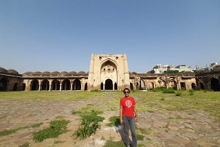 Begumpur Masjid History