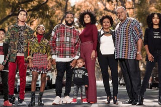 Compton Around the Christmas Tree The black-ish Shake-Up S7 Episode 8