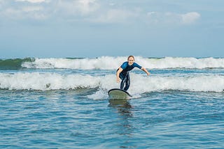 Why Are Longboards Better for Beginner Surfers?