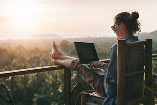 What Does It Mean to Be a Digital Nomad? The Lifestyle That’s Changing How We Work