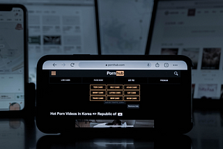 Pornhub e gli altri: tempo di reagire