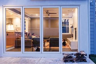 Frameless Glass Doors Advantages for Modern Homes