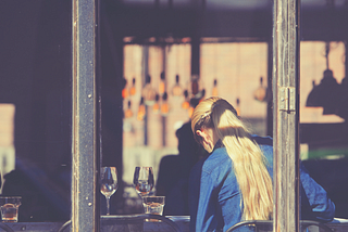 What to Do When You’re the Only Waitress at Your Cafe