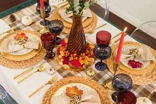 Thanksgiving Dinner Table Decorations