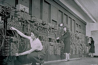 Avant de devenir sexiste, le monde de l’informatique était féminin