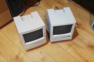 Creating a modern media center and vintage game station using a Classic Macintosh shell (with the…