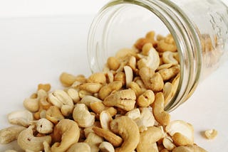 How to Make Cashew Milk At Home