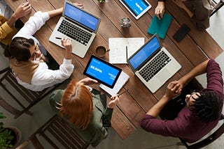 Reimagining Customer Acquisition — The Role of Buying Signals in Modern Strategies
