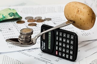 Which Causes Inflation And Who Profit From It?