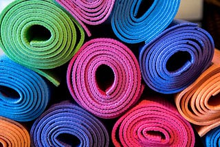 How to Buy a Yoga Mat (Without Having a Panic Attack)