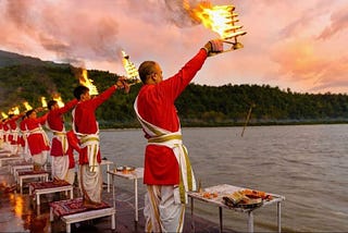 Enjoy the Narmada Maha-Aarti at Daily Evening Near Statue of Unity