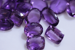 Best [17] Ways On How To Cleanse Amethyst + Charge For Healing- Complete Guide