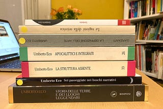 Sei libri di Umberto Eco e un romanzo a 90 anni dalla sua nascita — Progetto Amnesia