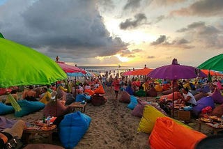 5 Rekomendasi Tempat Nongkrong Sunset di Bali Paling Hits!