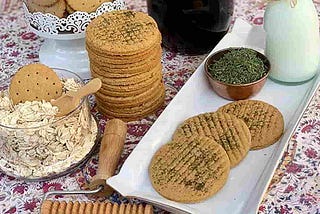 طرز تهیه بیسکوییت جو و شوید