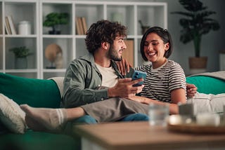 Green Flags to Look for in a New Relationship