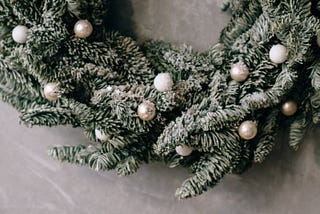 4 routes to reconnecting with your team this Christmas.