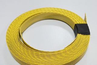 Which type of belt is suitable for strapping machines?