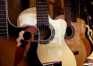 acoustic-guitars-1534662-1280x960