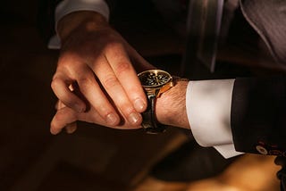 How to Buy a Used Luxury Watch: What You Need to Know