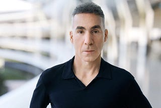 Dan Riccio: The End of an Era at Apple