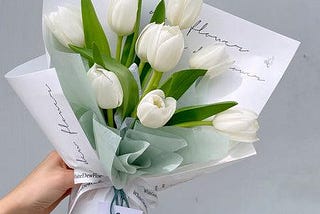 The Enchanting Elegance of Tulip Bouquets: A Symbol of Beauty and Grace