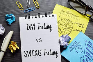 Swing Trading vs Day Trading: Top Pros and Cons of Each