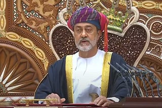 https://www.ourhero.xyz/2021/03/sultan-haitham-bin-tariq-sultan-of-oman.html