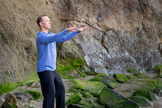 8-Minute Meditation Through Movement Routine to Calm Your Mind