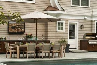 Outdoor kitchen location tips