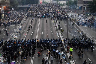 香港︰反修例抗爭中的無政府主義者訪問