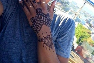 Be Ready for a Spectacular Tour of the Henna Tattoo World