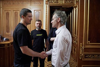 Palantir, Palantir….
