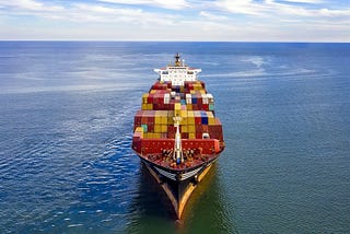 Del bloqueo del Canal De Suez al Cambio Climático: Las vulnerabilidades del transporte marítimo