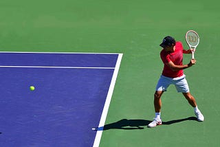 A Short Biography of Tennis Star Roger Federer