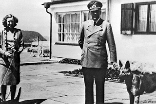 HITLER AND HIS DOG BLONDI — LOST ON HISTORY
