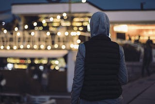 Gwiazdy pod gwiazdami, czyli letnie kina w Warszawie | Artykuł