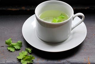 Té de cilantro para bajar de peso