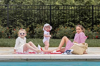 7 Tips for an Easy Pool Day with The Kids