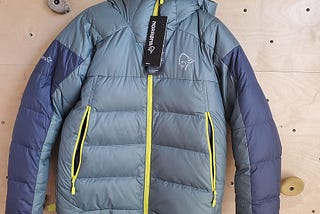Norrøna Trollveggen Down850 parka