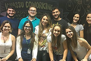 Acadêmicos vêm ao Iguassu Coworking para aula de Inglês e de Empreendedorismo