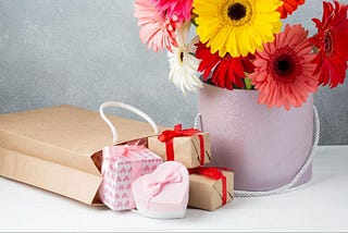 Best International Women’s Day Gift Ideas to Make Someone Smile