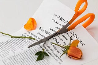 Simplifying the Legal Journey: How a Divorce Lawyer Can Help You Through an Uncontested Divorce