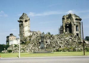 frauenkirche-ruine-1967