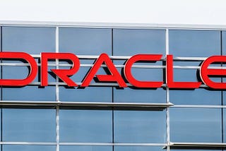 Oracle Surges to Second Place Among Large-Cap Tech Stocks in 2024