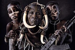 Miembros de la tribu nómada mursi, Etiopía | © Jimmy Nelson - Before they pass away