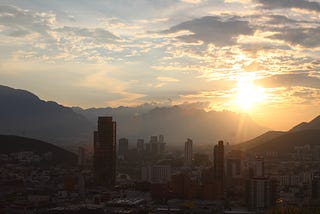 Un día en Monterrey sin panorámicos.