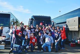 Weekend Packing Series: What to Bring to the Tailgate